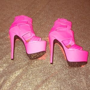 Hot Pink Privileged Platforms 7.5